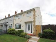 3 bedroom end of terrace house for sale in Field Close...