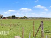 3 bedroom end of terrace house for sale in Goosecarr...