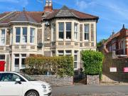 3 bedroom end of terrace house for sale in Greenmore...