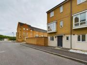 3 Bedroom End Of Terrace House For Sale In Hampton Centre