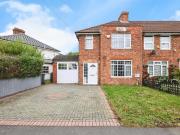 3 bedroom end of terrace house for sale in Hawthorn...