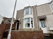 3 bedroom end of terrace house for sale in Hawthorne...