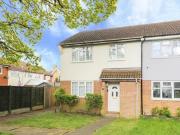 3 Bedroom End Of Terrace House For Sale In Hillingdon