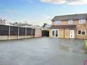 3 Bedroom End Of Terrace House For Sale In Llandudno...