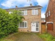 3 Bedroom End Of Terrace House For Sale In Luton