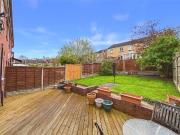 3 bedroom end of terrace house for sale in Millhams...