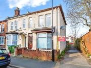 3 bedroom end of terrace house for sale in Milton Road,...