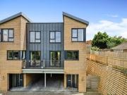 3 Bedroom End Of Terrace House For Sale In Newhaven