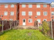 3 bedroom end of terrace house for sale in Perch Close,...
