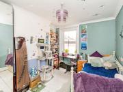 3 bedroom end of terrace house for sale in Priory Road,...