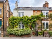3 bedroom end of terrace house for sale in Richmond...