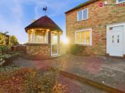 3 bedroom end of terrace house for sale in River...