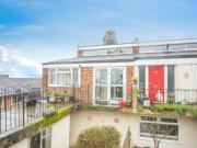 3 Bedroom End Of Terrace House For Sale In Rochester