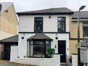 3 Bedroom End Of Terrace House For Sale In South...