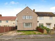 3 bedroom end of terrace house for sale in Stirling...