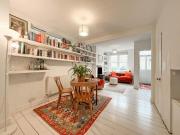 3 bedroom end of terrace house for sale in Stone...