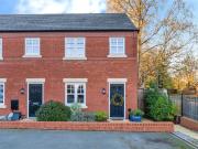 3 bedroom end of terrace house for sale in Sydney Close,...