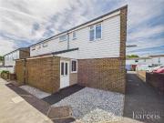 3 bedroom end of terrace house for sale in Tweedsmuir...