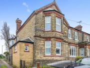 3 Bedroom End Of Terrace House For Sale In Upnor