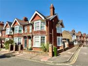3 bedroom end of terrace house for sale in Vicarage...