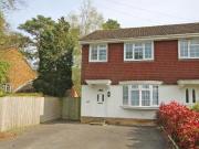 3 Bedroom End Of Terrace House For Sale In Walkford,...