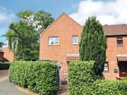 3 bedroom end of terrace house for sale in Wandlebury,...