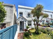 3 bedroom end of terrace house for sale in Warrior...