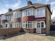 3 bedroom end of terrace house for sale in Wills...