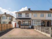 3 bedroom end of terrace house for sale in Winchester...
