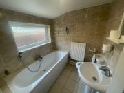 3 bedroom end of terrace house to rent