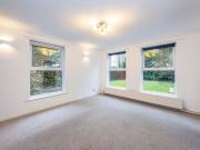 3 bedroom end of terrace house to rent