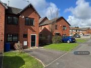 3 bedroom end of terrace house to rent