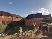 3 bedroom end of terrace house to rent