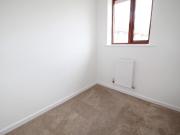 3 bedroom end of terrace house to rent