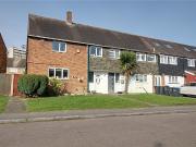 3 bedroom end of terrace house to rent