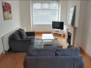 3 bedroom end of terrace house to rent
