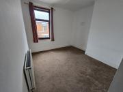 3 bedroom end of terrace house to rent