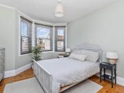 3 bedroom end of terrace house to rent