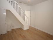 3 bedroom end of terrace house to rent
