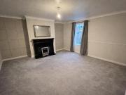 3 bedroom end of terrace house to rent