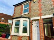3 bedroom end of terrace house to rent