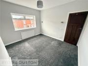 3 bedroom end of terrace house to rent
