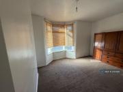 3 bedroom end of terrace house to rent