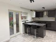 3 bedroom end of terrace house to rent