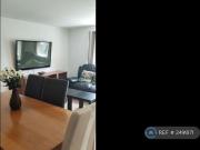 3 bedroom end of terrace house to rent
