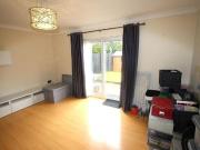 3 bedroom end of terrace house to rent