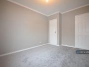 3 bedroom end of terrace house to rent