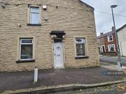 3 bedroom end of terrace house to rent