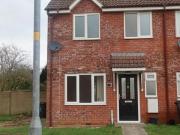 3 bedroom end of terrace house to rent