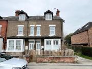 3 bedroom end of terrace house to rent
